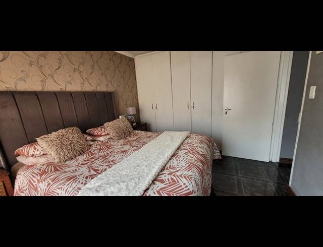 2 BEDROOM TOWNHOUSE FOR SALE IN LIEFDE EN VREDE